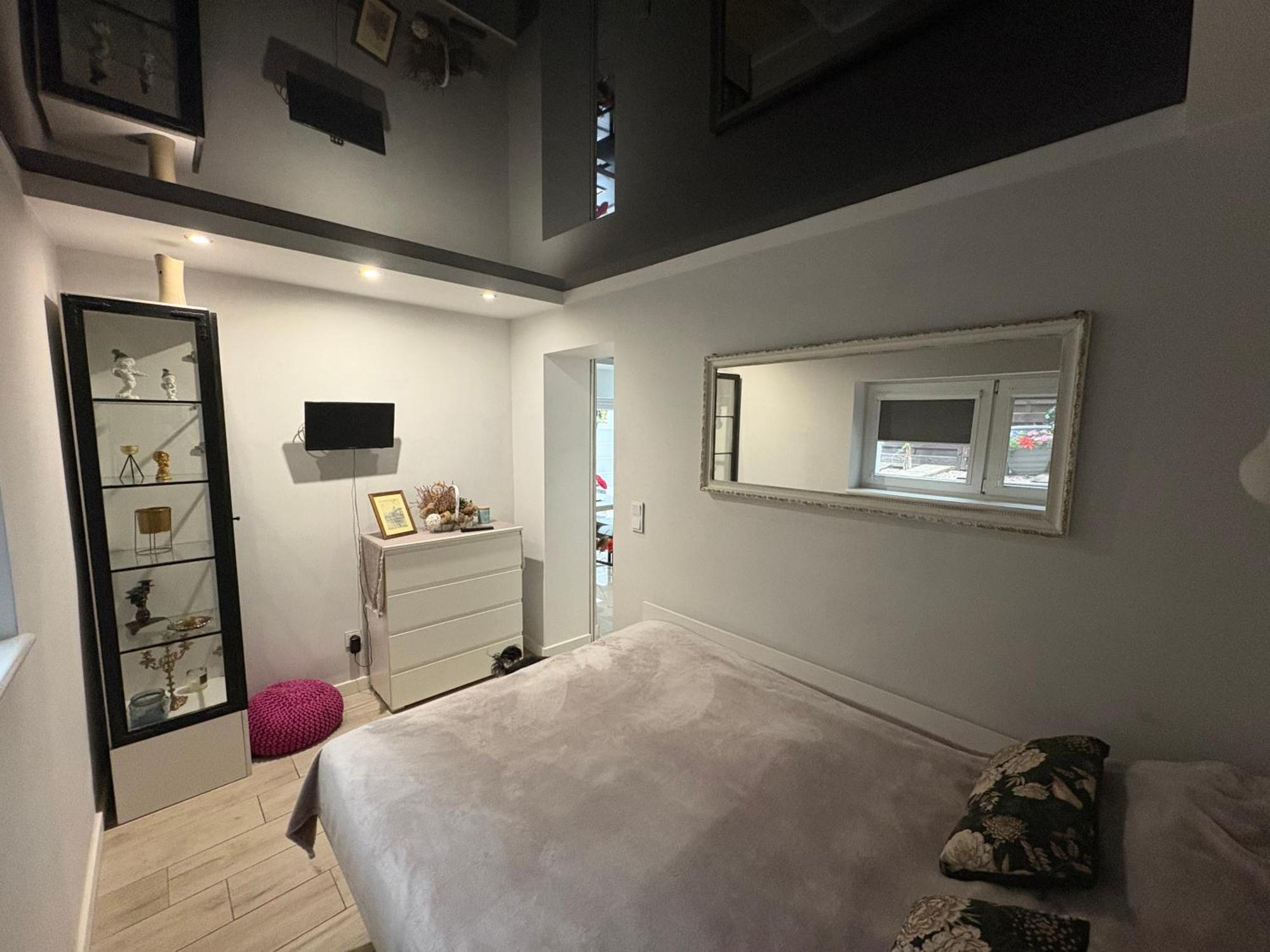 White House Apartment Malbork Bagian luar foto